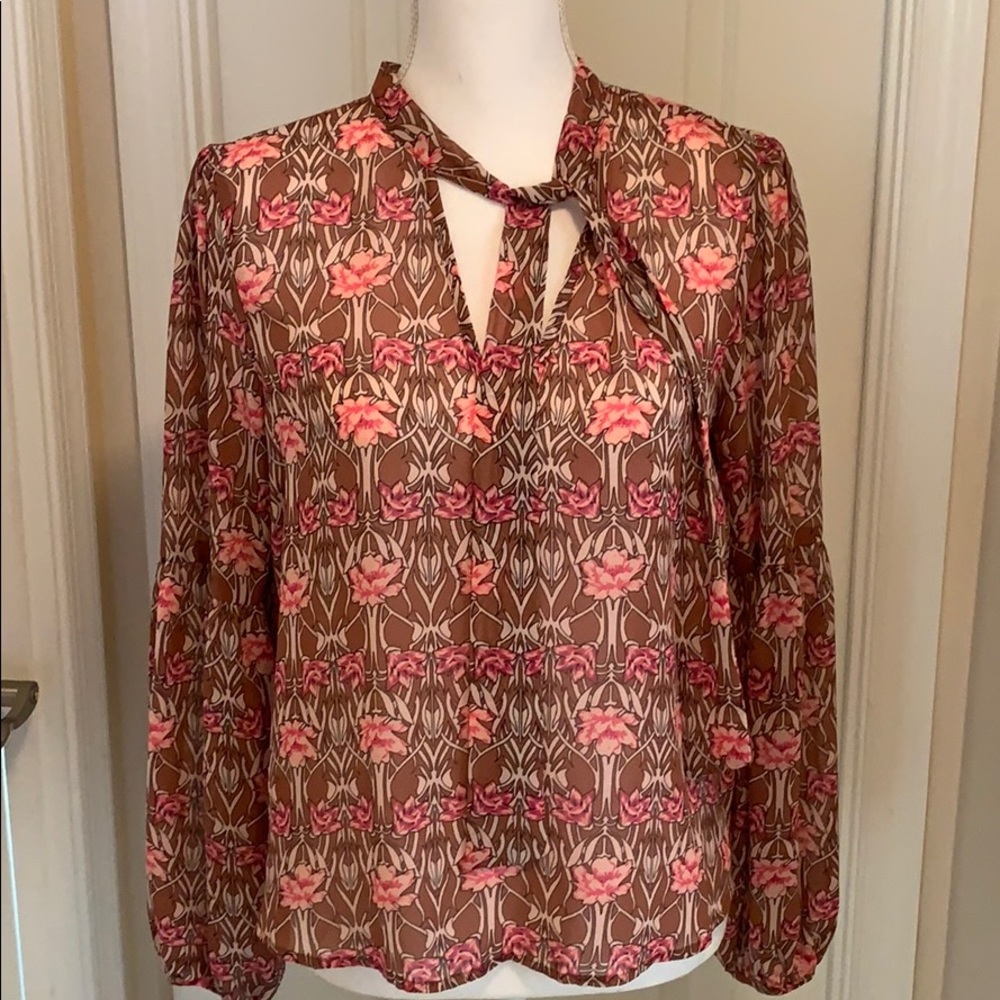 Floral chiffon blouse